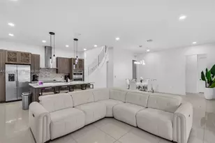 15540 NW 88th Ave, Miami Lakes, FL 33018 - Photo 5