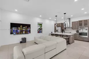 15540 NW 88th Ave, Miami Lakes, FL 33018 - Photo 7
