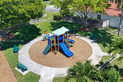 2915 SE 4th Pl, Homestead, FL 33033 - Photo 43