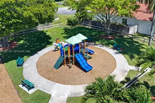 2915 SE 4th Pl, Homestead, FL 33033 - Photo 43