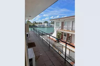 8210 Byron Ave #21, Miami Beach, FL 33141 - Photo 1