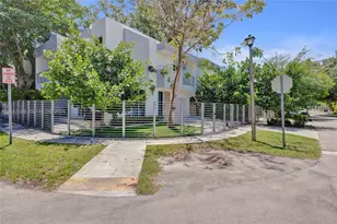 2851 SW 33rd Ct, Miami, FL 33133 - Photo 43