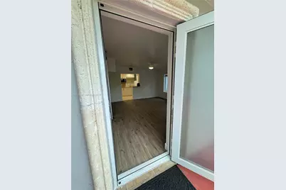 235 SW 64th Ave #2B, Miami, FL 33144 - Photo 3