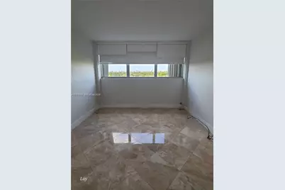 [Address not provided], North Miami Beach, FL 33162 - Photo 5