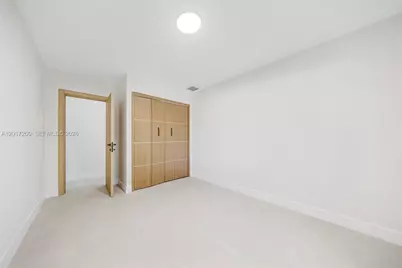 8120 SW 162nd St, Palmetto Bay, FL 33157 - Photo 53