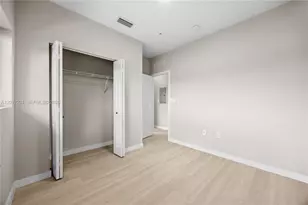 630 NE 166th St, Miami, FL 33162 - Photo 21