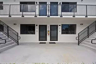 630 NE 166th St, Miami, FL 33162 - Photo 35