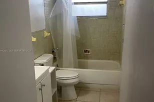 1660 NE 191st St, Miami, FL 33179 - Photo 7