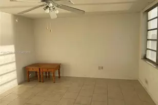 1660 NE 191st St, Miami, FL 33179 - Photo 5