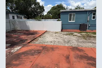 12455 W Randall Park Dr, Miami, FL 33167 - Photo 33