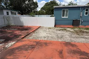 12455 W Randall Park Dr, Miami, FL 33167 - Photo 33