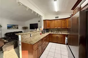 280 NE 173rd St, North Miami Beach, FL 33162 - Photo 7