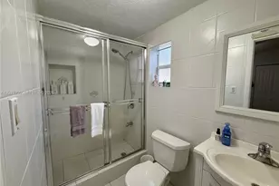 280 NE 173rd St, North Miami Beach, FL 33162 - Photo 11