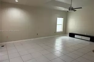 10773 NW 73rd Terrace, Doral, FL 33178 - Photo 17