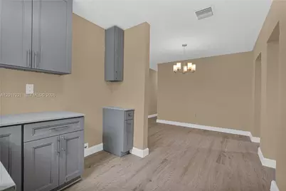 1375 NW 77th St, Miami, FL 33147 - Photo 5