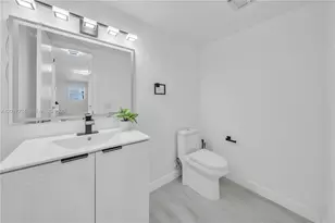 1720 Jefferson St, Hollywood, FL 33020 - Photo 15