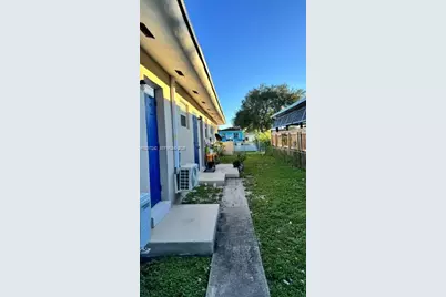 3085 W Flagler St #2, Miami, FL 33135 - Photo 15