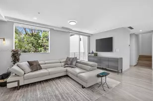 700 NE 14th Ave, Fort Lauderdale, FL 33304 - Photo 11