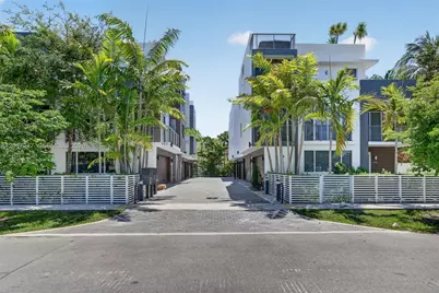700 NE 14th Ave #311, Fort Lauderdale, FL 33304 - Photo 1