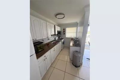 7101 SW 89th Ct #305, Miami, FL 33173 - Photo 7