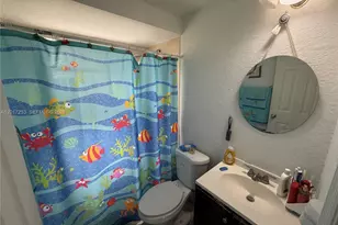 7101 SW 89th Ct, Miami, FL 33173 - Photo 15