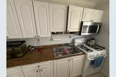 7101 SW 89th Ct #305, Miami, FL 33173 - Photo 5