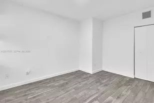557 Michigan Ave, Miami Beach, FL 33139 - Photo 11