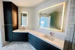 851 NE 1st Ave, Miami, FL 33132 - Photo 7