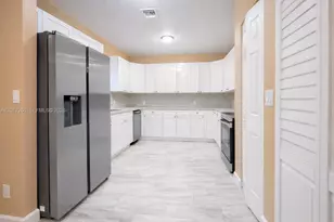 1015 NW 8th Ave, Fort Lauderdale, FL 33311 - Photo 5