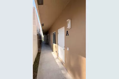 1015 NW 8th Ave, Fort Lauderdale, FL 33311 - Photo 23