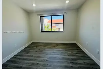 5650 W 26th Ct #206, Hialeah, FL 33016 - Photo 13