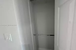 5650 W 26th Ct, Hialeah, FL 33016 - Photo 11