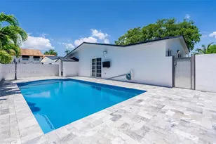 1900 SW 24th St, Miami, FL 33145 - Photo 23