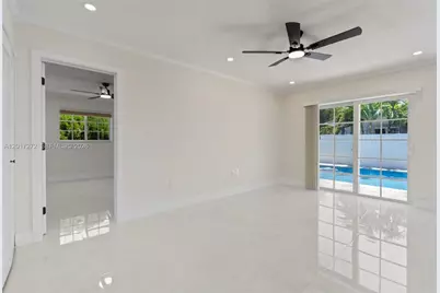 1900 SW 24th St, Miami, FL 33145 - Photo 11