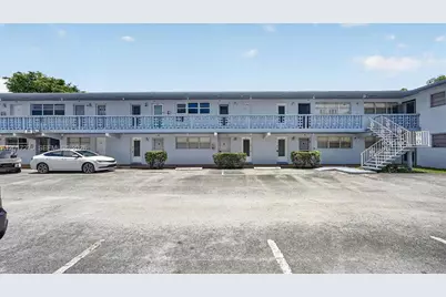 300 NE 191st St #219, Miami, FL 33179 - Photo 1
