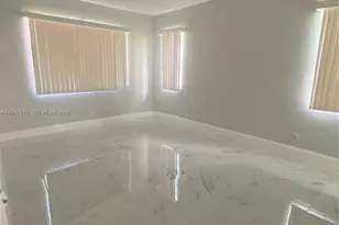 852 NW 8th St, Hallandale Beach, FL 33009 - Photo 5
