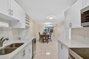 300 NE 191st St, Miami, FL 33179 - Photo 13