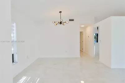 8340 NW 193rd Ln, Hialeah, FL 33015 - Photo 15