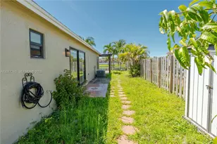 8340 NW 193rd Ln, Hialeah, FL 33015 - Photo 39