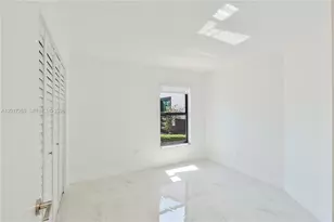 8340 NW 193rd Ln, Hialeah, FL 33015 - Photo 19