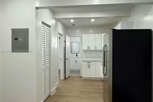 211 SW 10th Ave, Miami, FL 33130 - Photo 3
