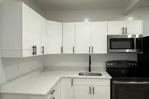 211 SW 10th Ave, Miami, FL 33130 - Photo 5