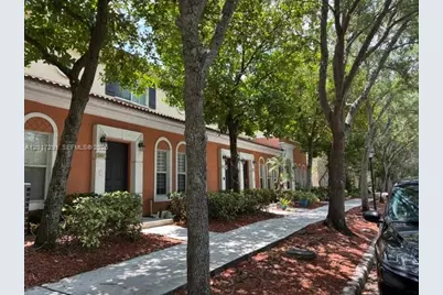 2551 SW 99th Way, Miramar, FL 33025 - Photo 3
