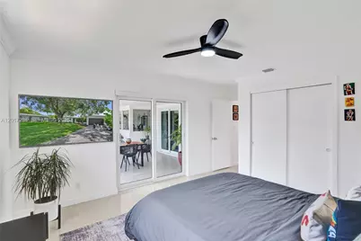 1821 NW 33rd Ct, Oakland Park, FL 33309 - Photo 9