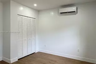 211 SW 10th Ave, Miami, FL 33130 - Photo 5