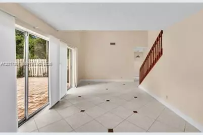 1395 Cottonwood Cir #1395, Weston, FL 33326 - Photo 9