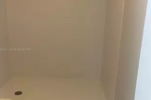 660 Tennis Club Dr, Fort Lauderdale, FL 33311 - Photo 29