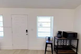 840 SW 7th St, Miami, FL 33130 - Photo 3