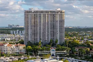 2000 Island Blvd, Aventura, FL 33160 - Photo 45