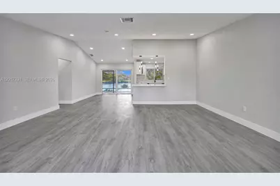 8400 NW 7th St, Pembroke Pines, FL 33024 - Photo 47